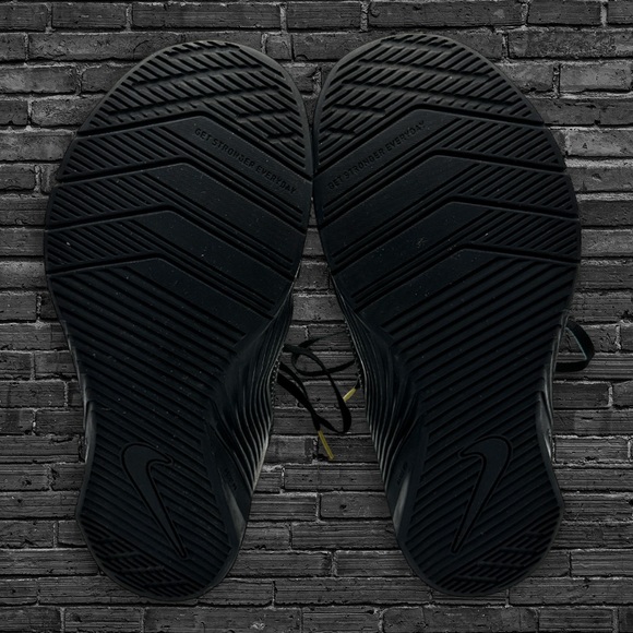 NIKE Women’s Metcon 5 Black Rose Gold Shoe (Size 8) - Picture 4 of 6